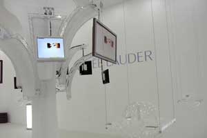 品牌:雅诗兰黛 抗皱眼膜发布会