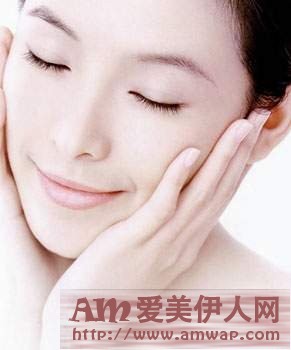 睡前10分钟按摩 助你做小脸美人