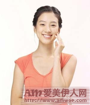 鳄梨黄瓜汤 巴掌脸喝出来