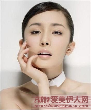 速效4招瘦脸操