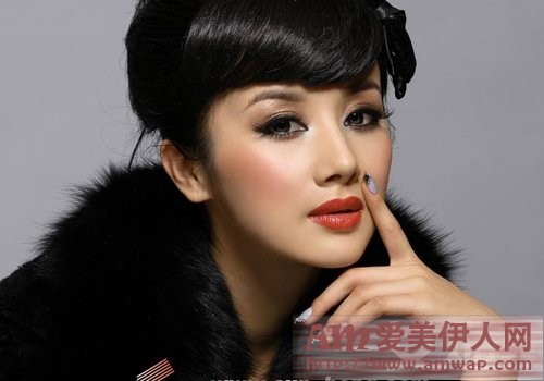 十大瘦脸利器 轻松变小脸