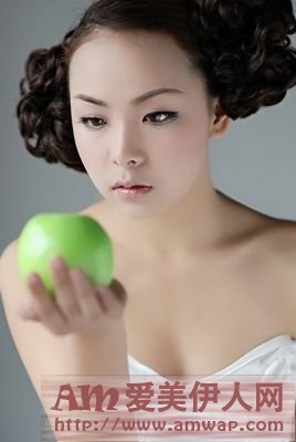脸上就像有一斤肉 怎么才能瘦脸？