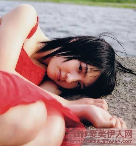 打牌一夜 多疑老公检查内裤认定我出轨
