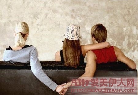 怀孕时老公搞暧昧