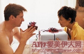 新婚扫盲：妙招应对初次性生活的尴尬