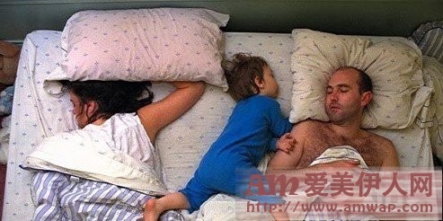 公开卧室秘密 你和爱人怎么“睡”？ 