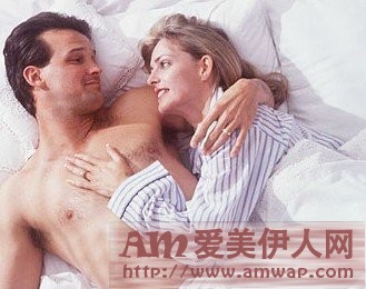 我和老公睡姿 结婚七年的变化