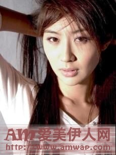 画家老公和裸女模在画室
