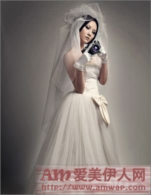 老婆亲密男闺蜜竟是她的上司