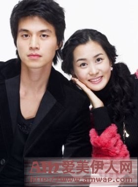 揭秘女人吸引男人招数