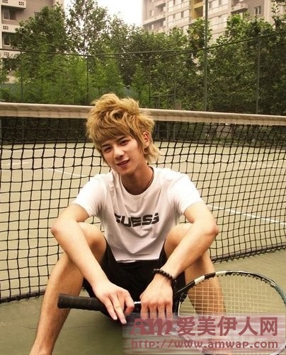 水瓶座男生 希望对所有朋友一视同仁