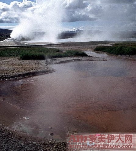 最浪漫惬意的去处：世界上最爽的20大温泉