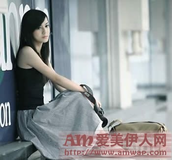 鸡肋爱情 十字路口大龄女子