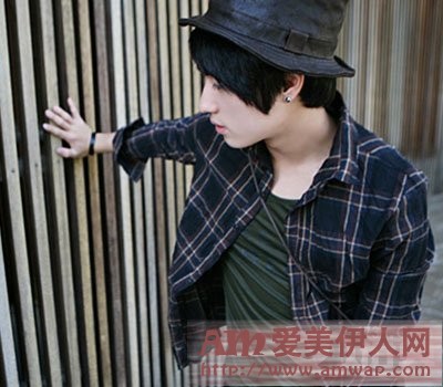 水瓶男对婚姻没兴趣 希望作贡献