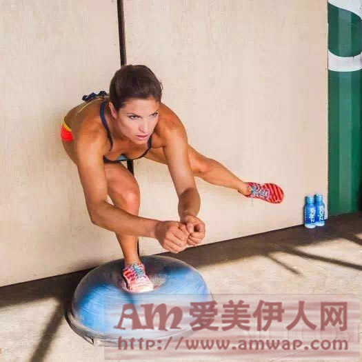 胖成球了！还不赶紧认真玩儿球？