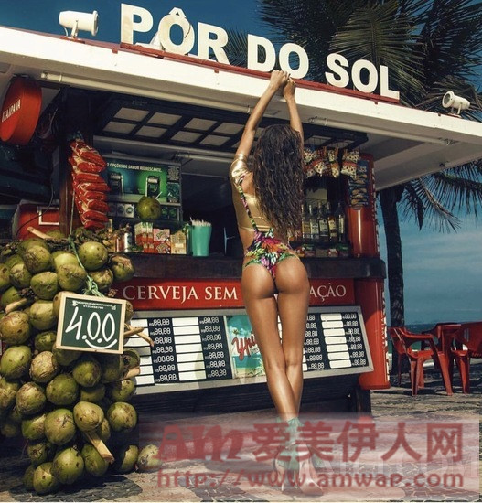 这是你们爱的翘臀小细腰儿 赶紧走一个！