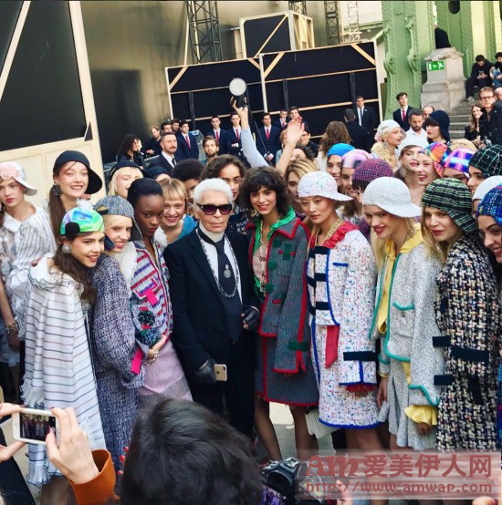 这波经典来的真年轻，香奈儿的黑客军团！