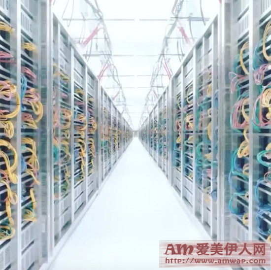 这波经典来的真年轻，香奈儿的黑客军团！