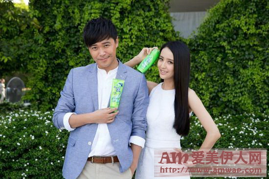 飘柔女神佟丽娅亮相家乐福,让你清爽柔顺过寒冬