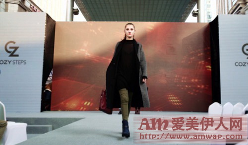 COZY STEPS 邀暖男陈晓共赏时尚大秀 嗨翻全场 